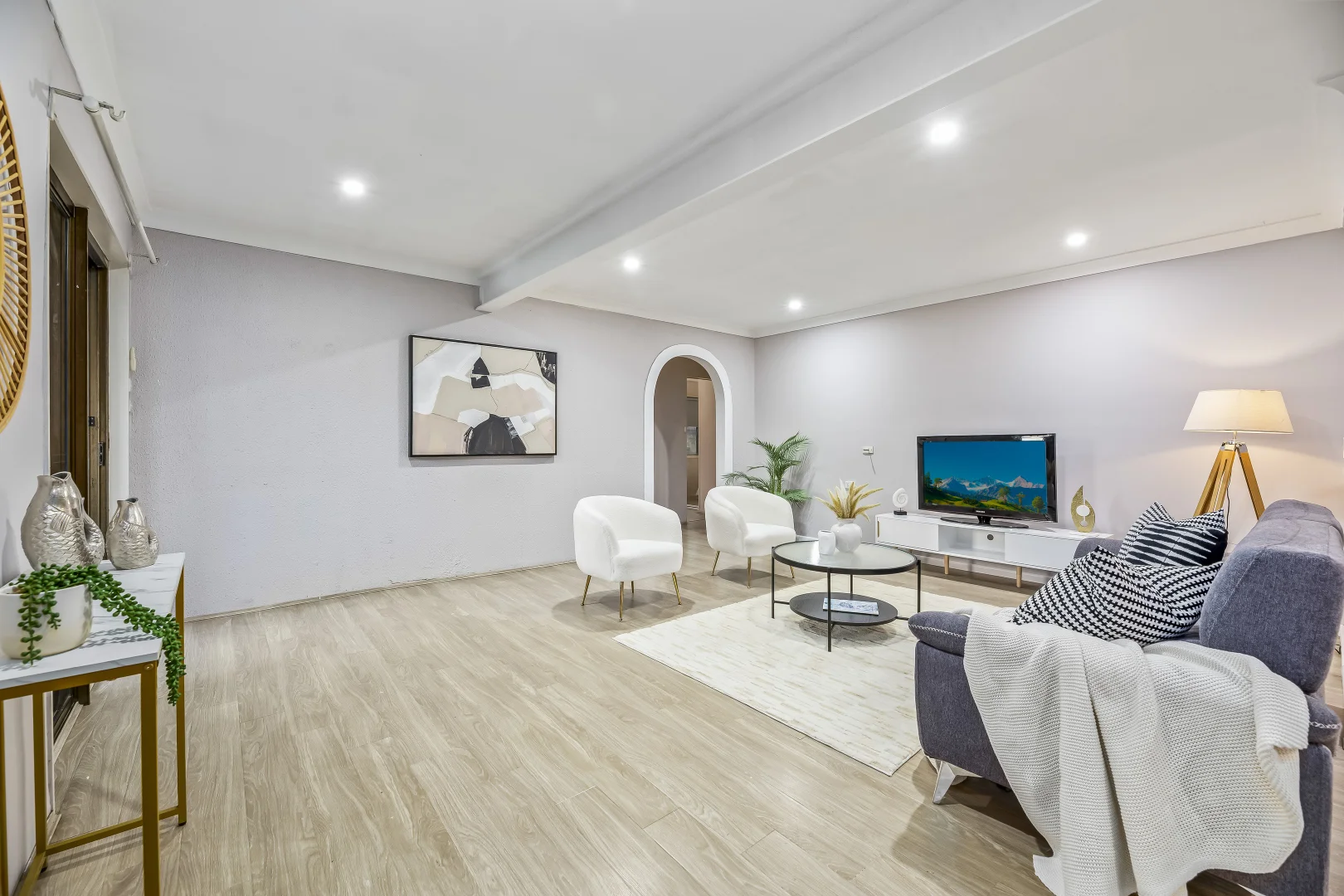 Additional image 6 of 9 TAHITI AVENUE, Lethbridge Park NSW 2770