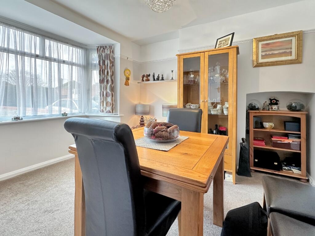 3 Bed Semi-Detached House, Histon Road, CB4, N1 7GU