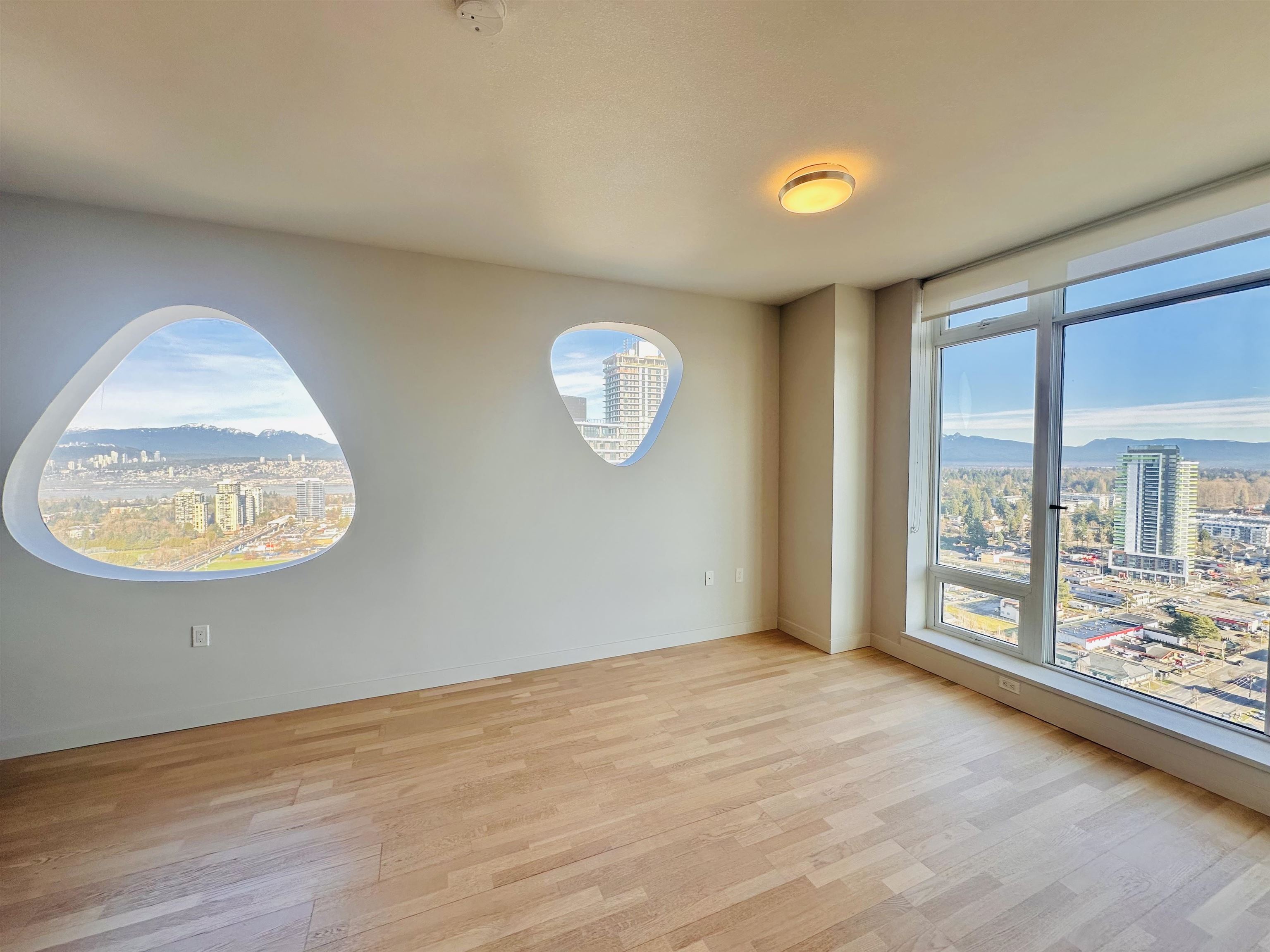 Additional image 6 of 13495 Central Avenue, Surrey, BC, V3T 0K2