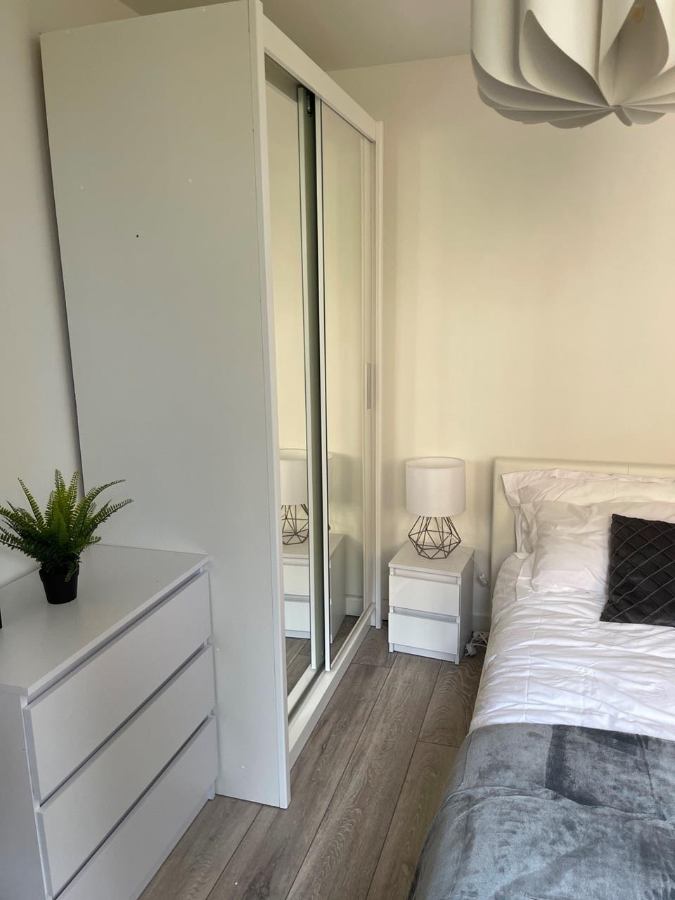 Additional image 11 of 2 Bed Flat, Cape Yard, E1W, N1 7GU