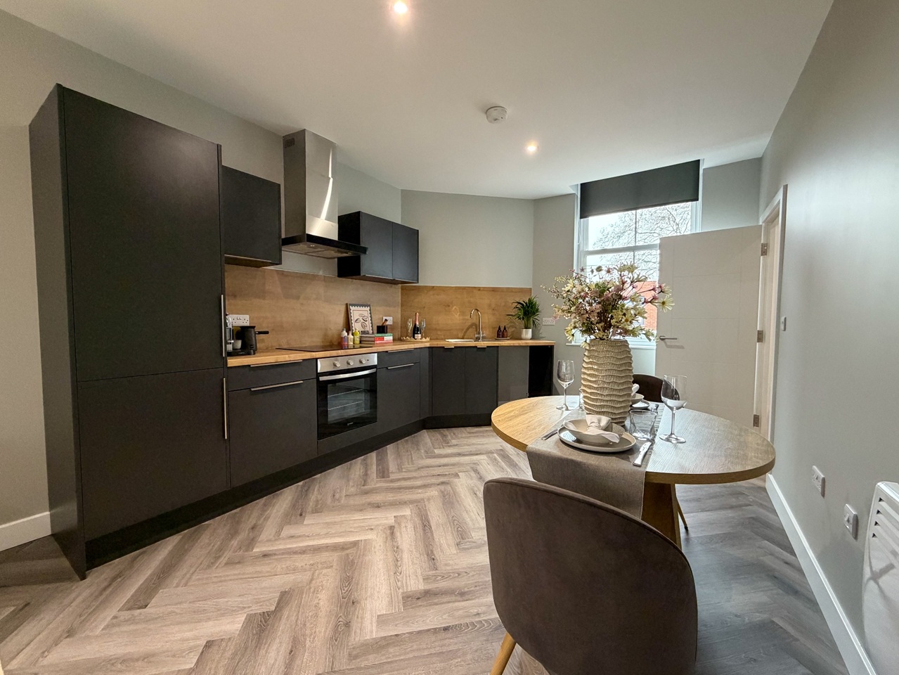 1 Bed Flat, Wellington St, LE1, N1 7GU