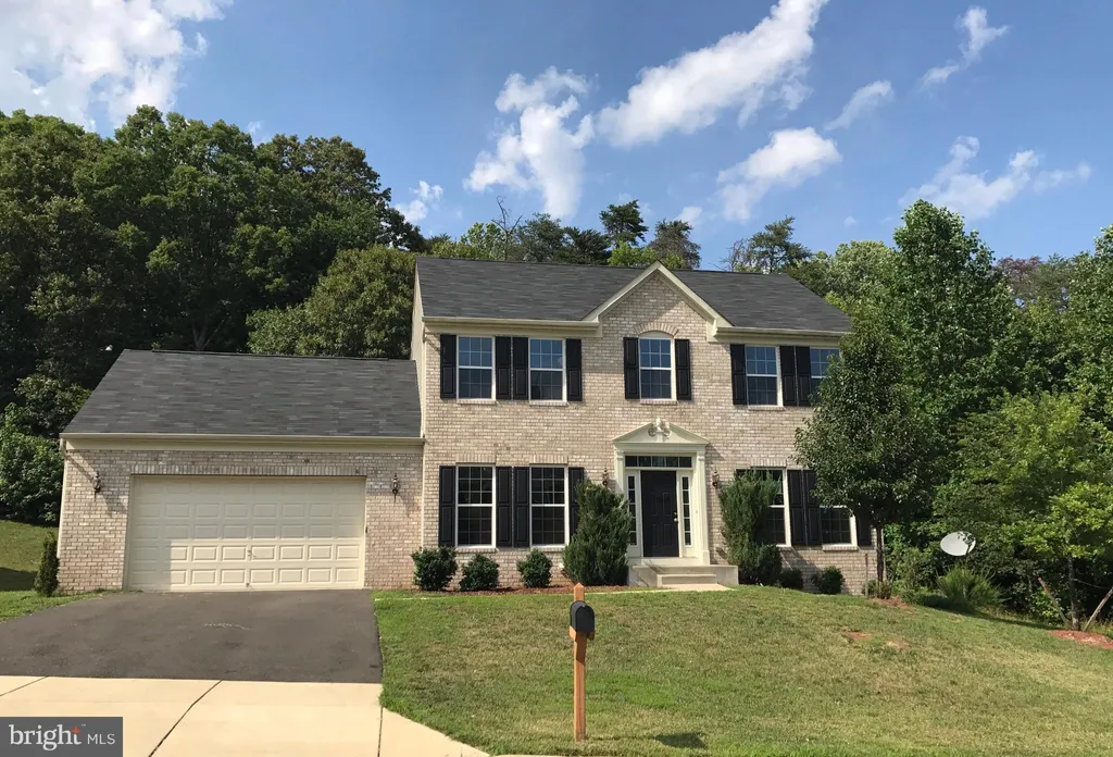 6904 Simmons Lane, Clinton, MD 20735