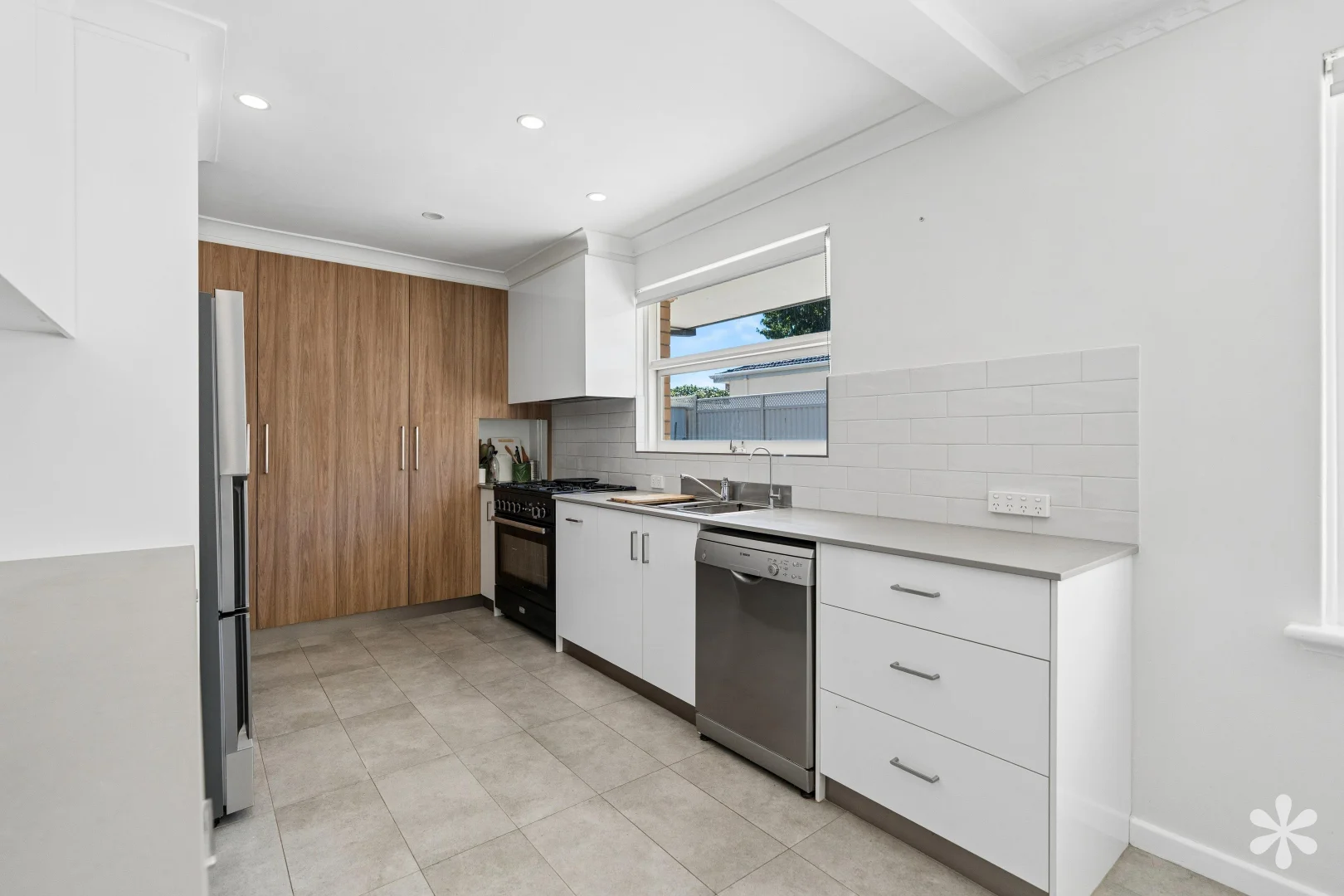 Additional image 3 of 9 Ralston Road, Kardinya WA 6163