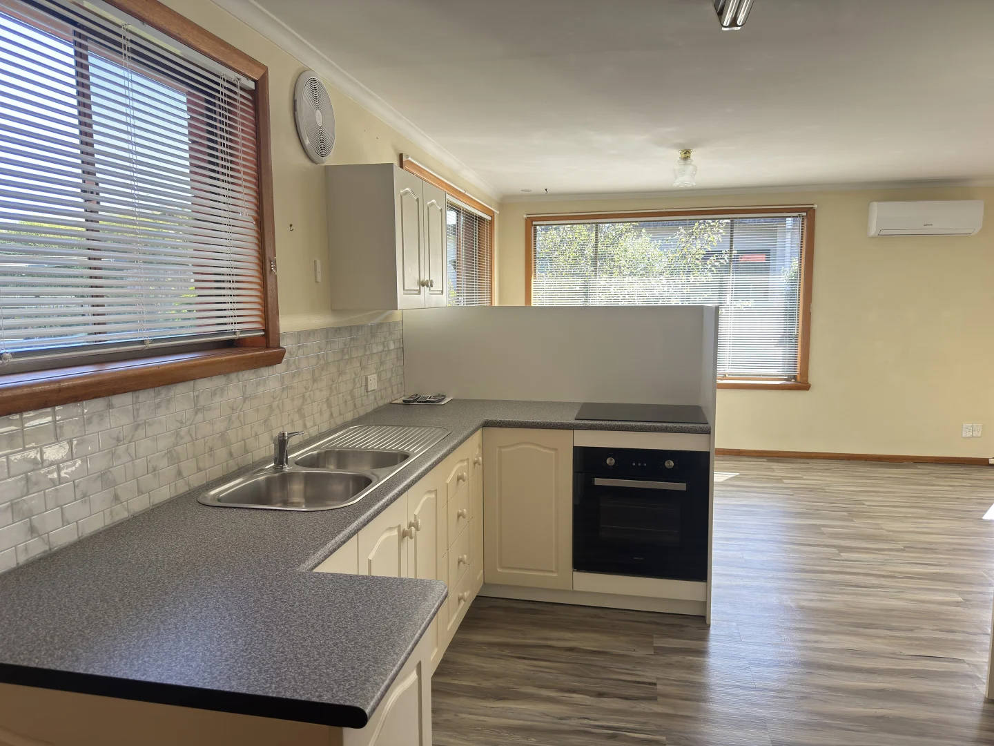 Additional image 2 of 9 Wayne Street, Devonport TAS 7310