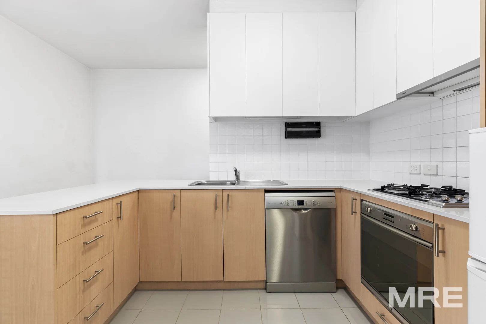 Additional image 2 of 2214/250 Elizabeth Street, Melbourne VIC 3000