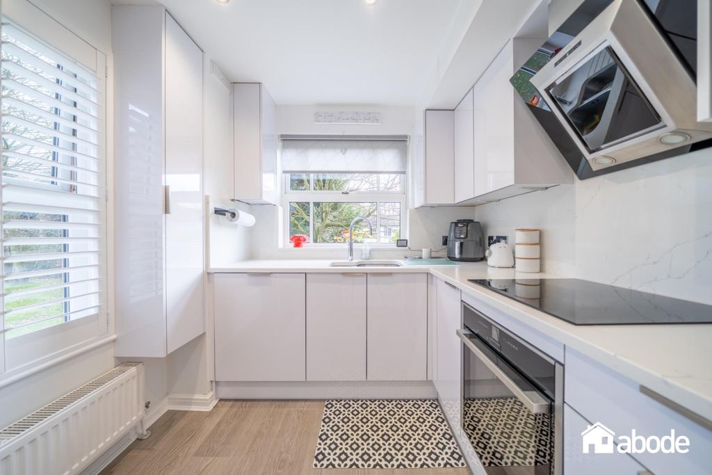 Additional image 6 of 2 bed flat for salePennyford Drive, Liverpool L18