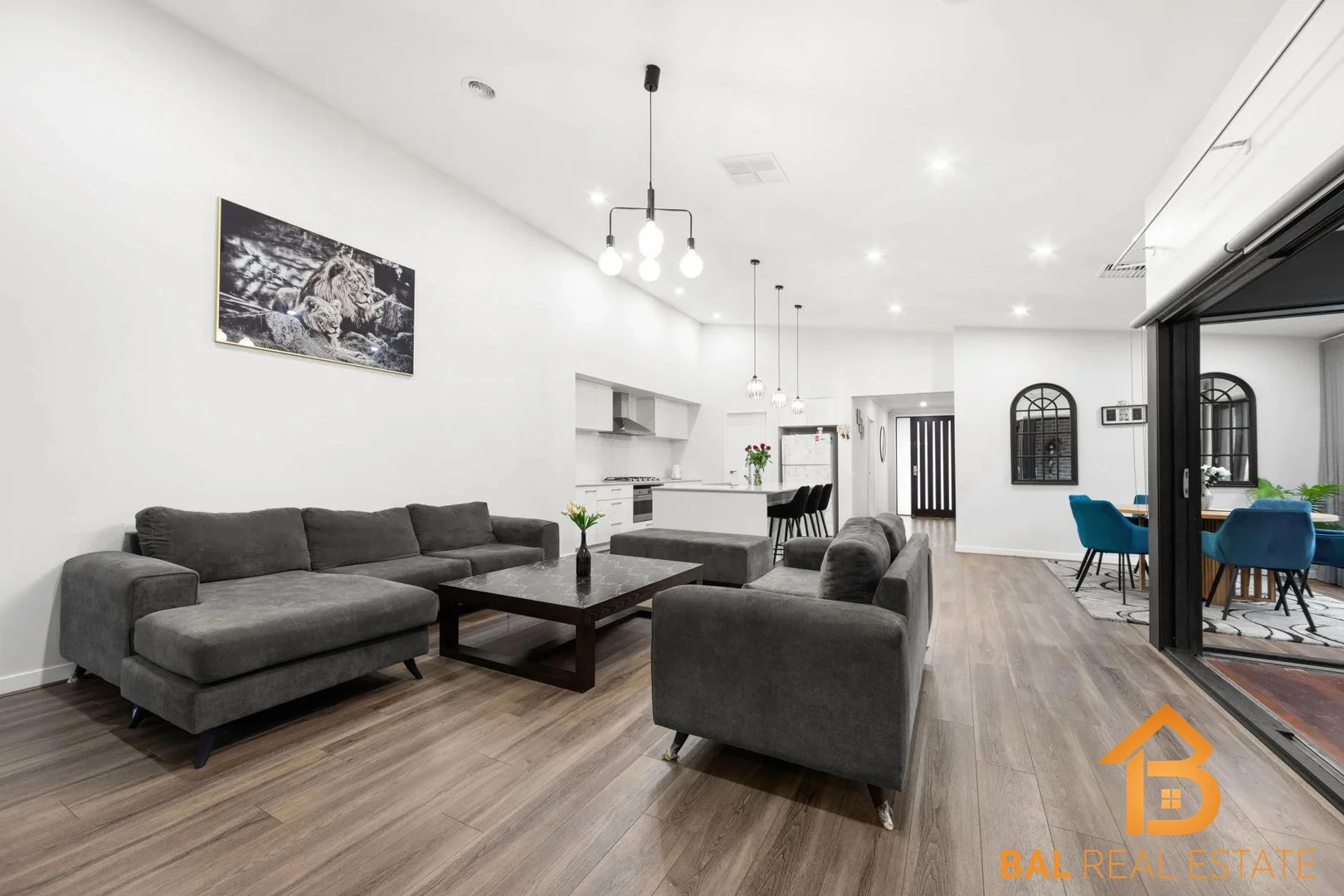 Additional image 2 of 9 Sagrada Way, Fraser Rise VIC 3336