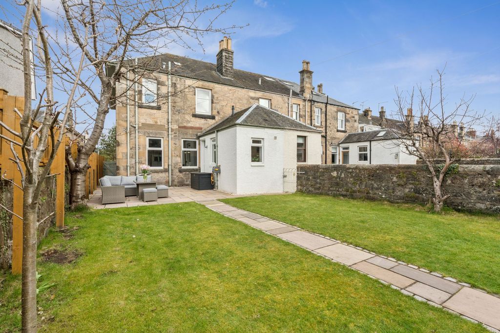 Additional image 4 of 4 bed end terrace house for saleArgyll Avenue, Stirling FK8