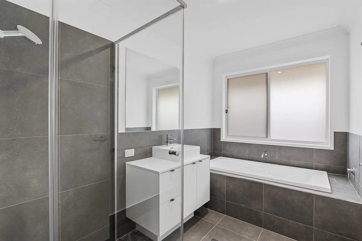 Additional image 8 of 36 Hewing Place, Park Ridge QLD 4125
