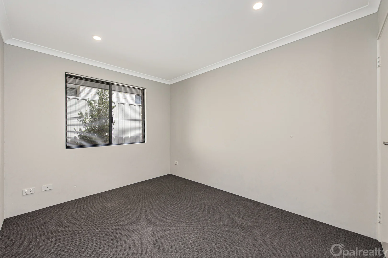 Additional image 9 of 10 Dornoch Way, Meadow Springs WA 6210