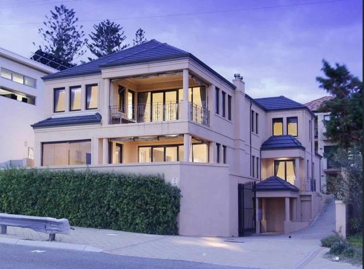 1/87A West Coast Drive, Watermans Bay WA 6020