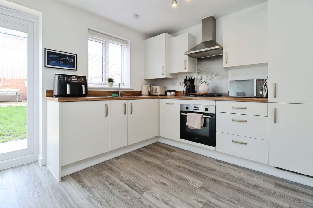 Additional image 9 of 2 bed semi-detached house for saleJohn Jaundrell Close, Telford TF2