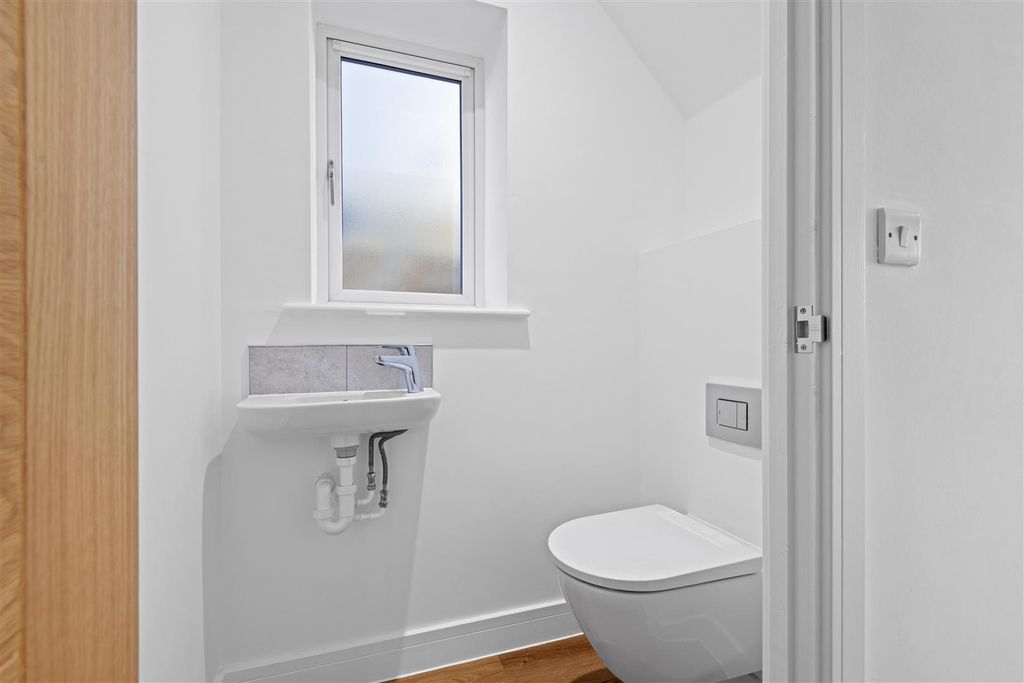 Additional image 6 of 3 bed detached house for saleLodway Gardens, Pill, Bristol BS20