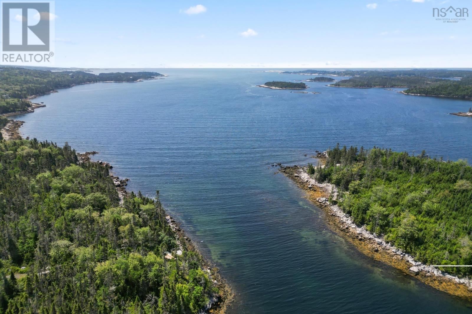 41 Blind Bay Drive