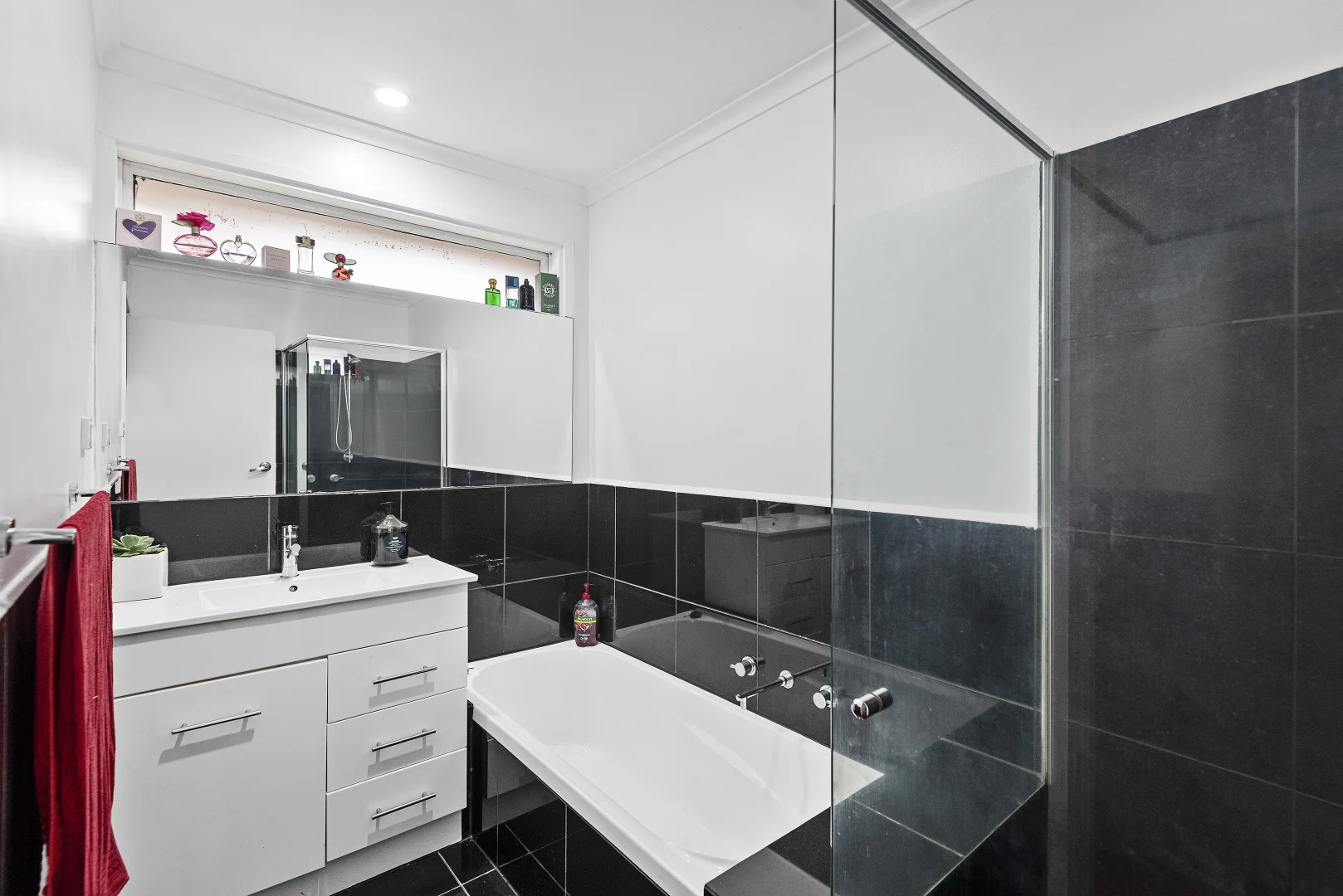 Additional image 3 of 48 Fossickers Way, Warrandyte VIC 3113