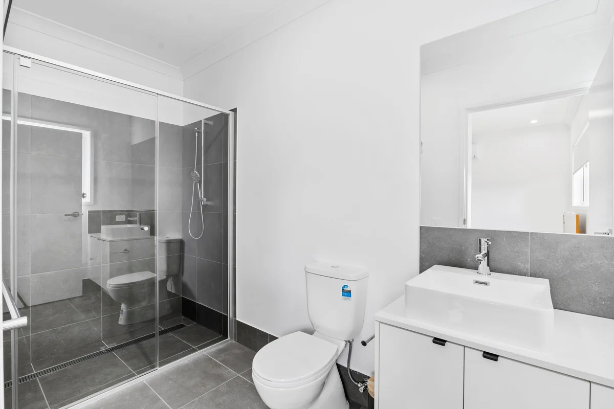3/34 Zeil Way, White Rock QLD 4306 photo 3