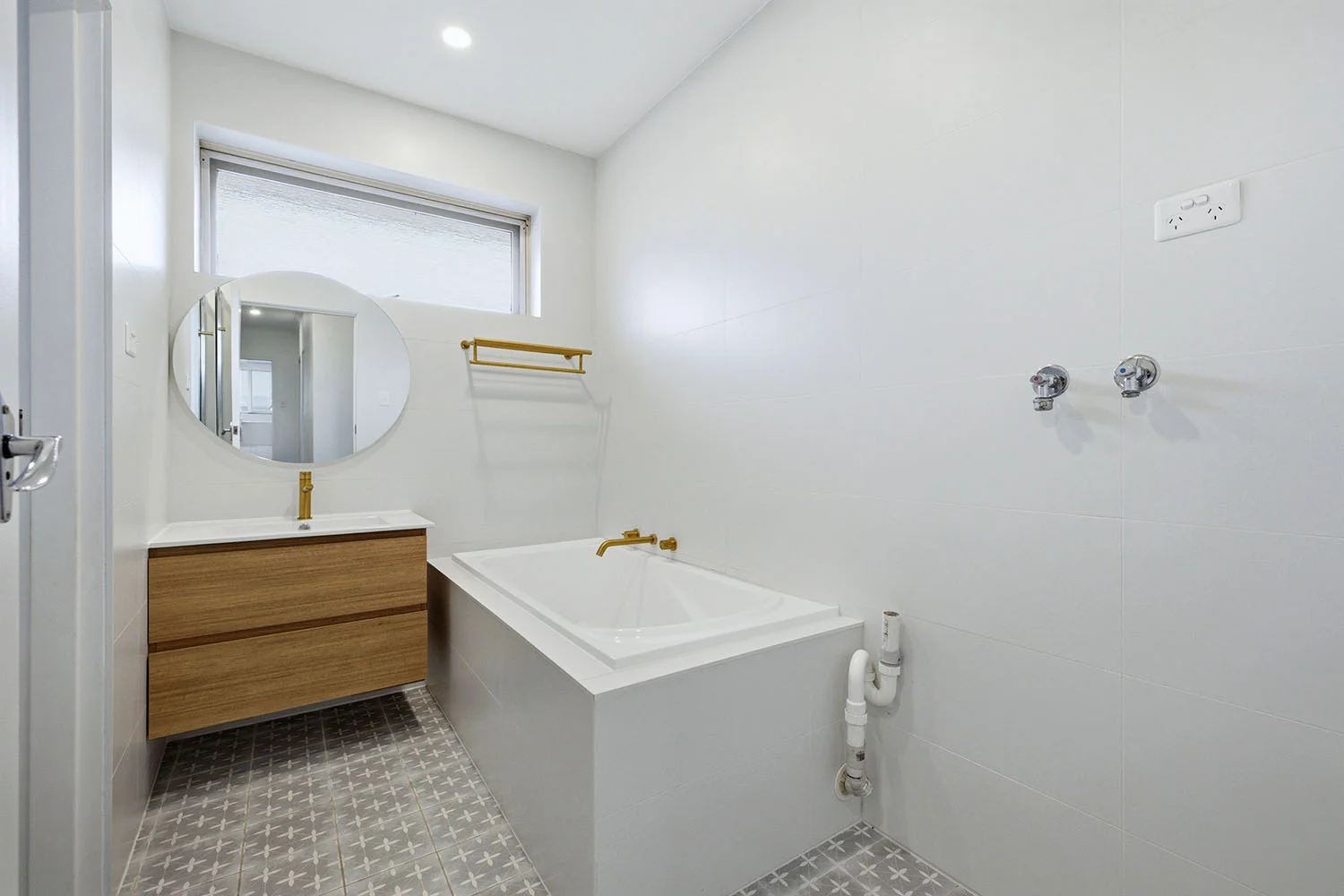 Additional image 5 of 2/7 Rosedale Avenue, Glen Huntly VIC 3163