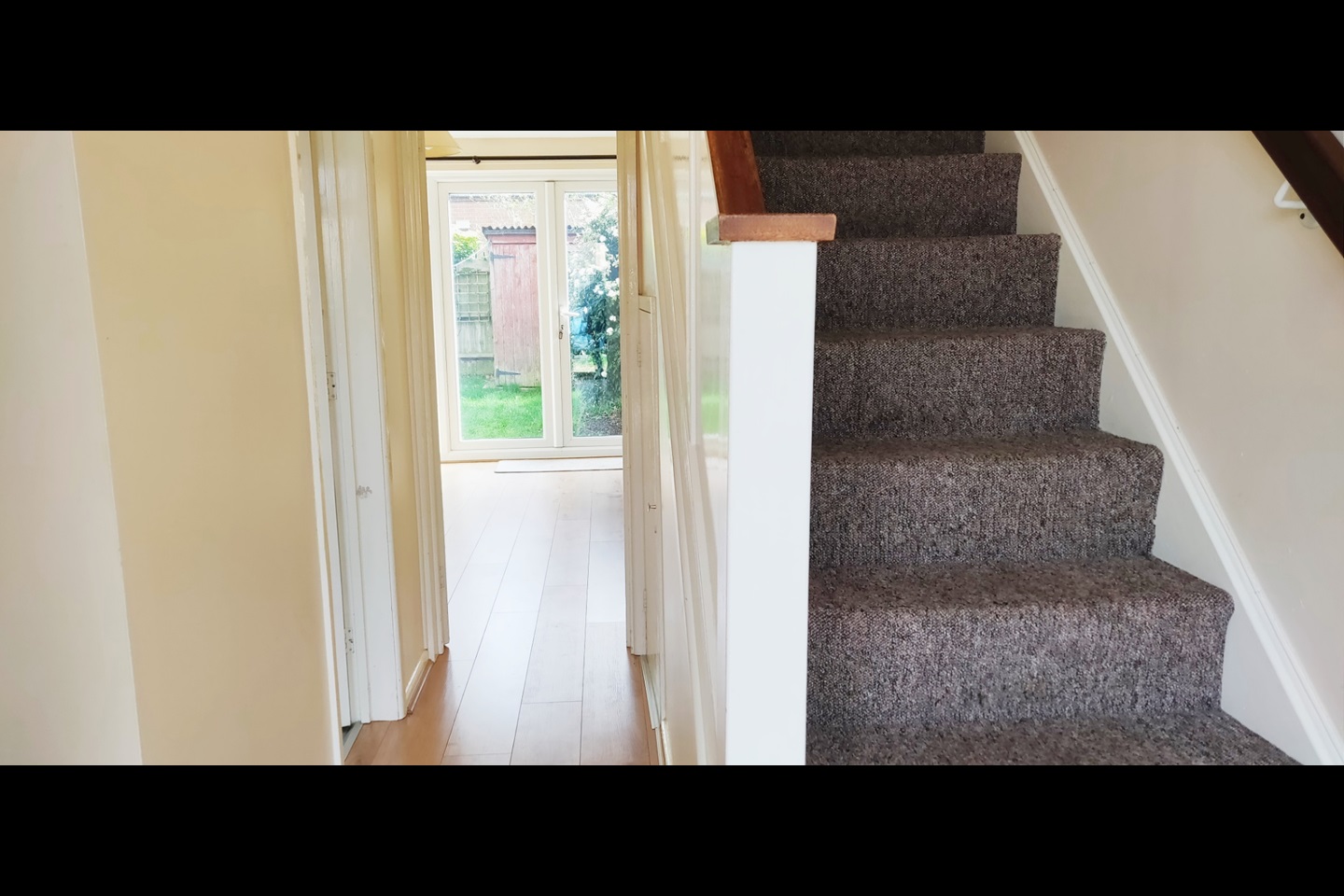 2 Bed Semi-Detached House, Abbots Close, CB4, N1 7GU photo 4