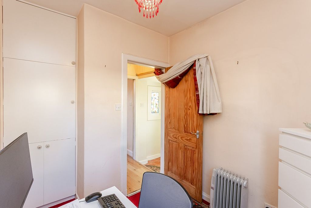 Additional image 15 of 3 bed flat for saleLochend Avenue, Edinburgh EH7