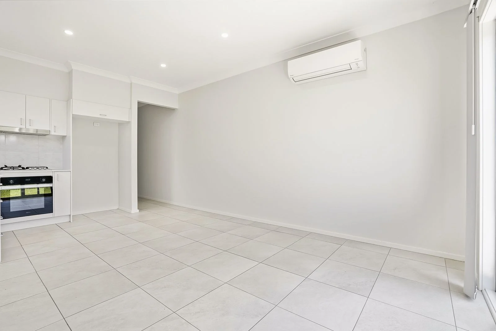 Additional image 2 of 6a Pyramus Place, St Clair NSW 2759