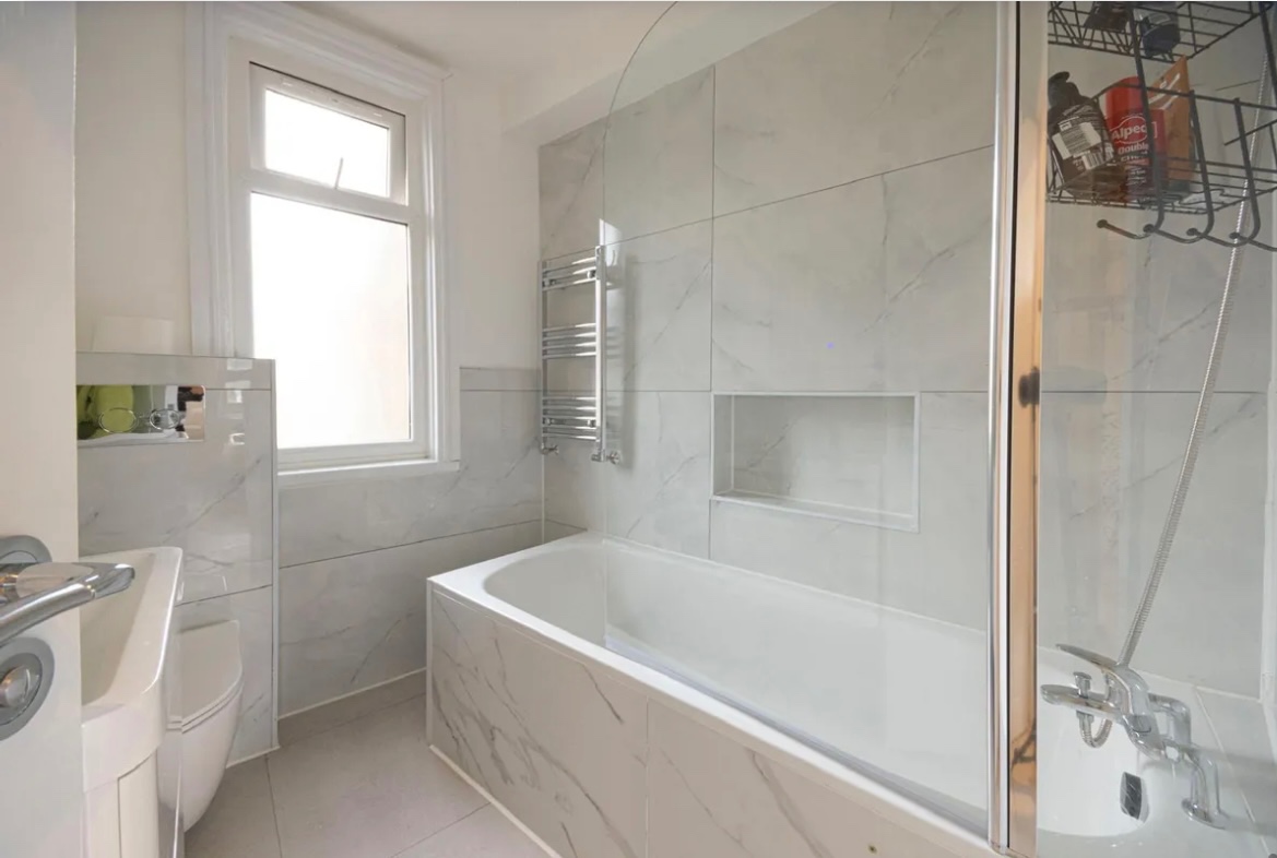 Room in a Shared Flat, Chapel Way, N7, N1 7GU photo 4