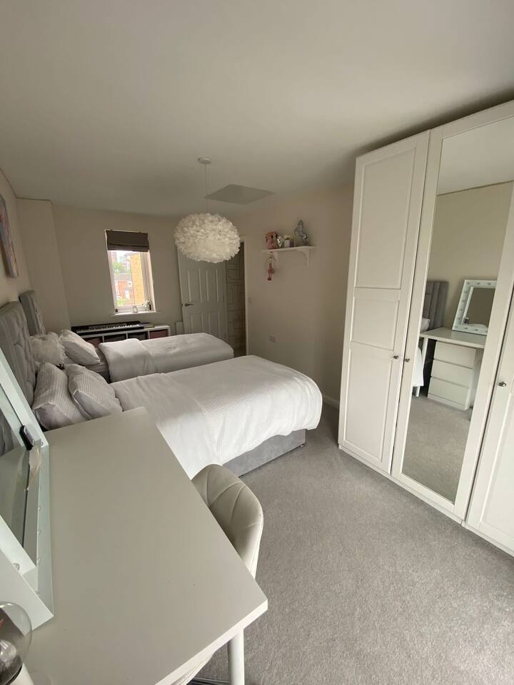 Additional image 11 of 5 Bed Semi-Detached House, Sylvia Pankhurst Way, M13, N1 7GU