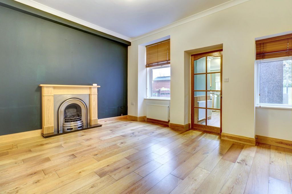 Additional image 2 of 2 bed flat for saleWoodvale, Lennox Street, Renton G82