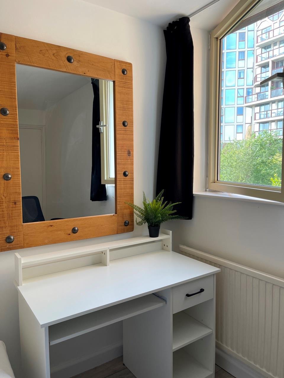 Additional image 6 of 2 Bed Flat, Cape Yard, E1W, N1 7GU