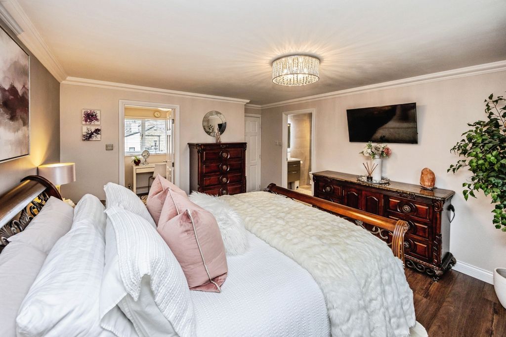 Additional image 13 of 3 bed detached house for saleWakefield Road, Huddersfield HD8