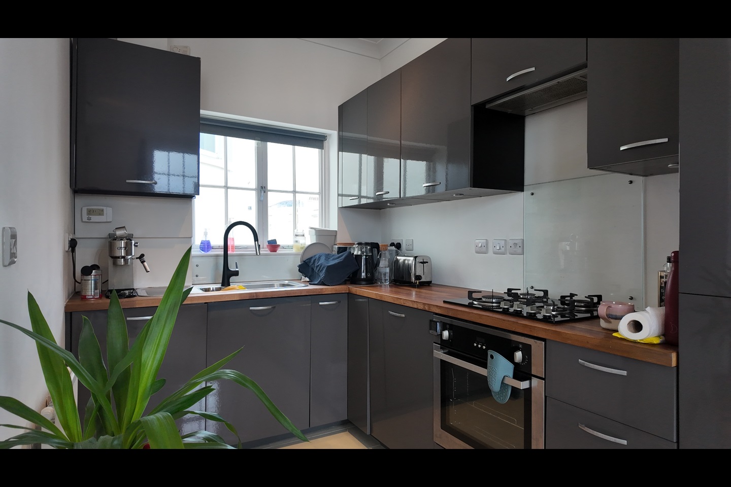 Additional image 2 of 1 Bed Flat, Avondale House, SO15, N1 7GU