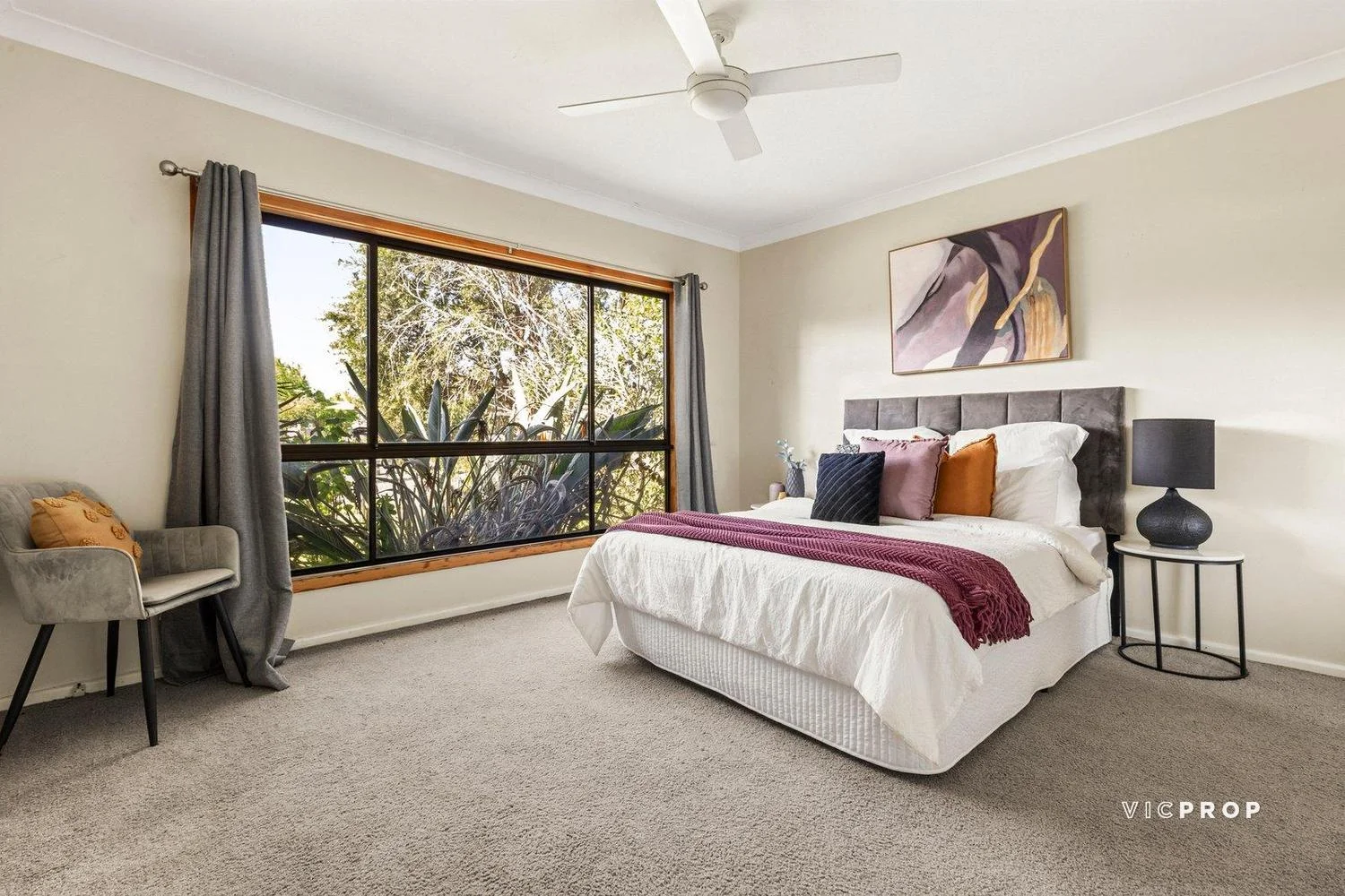 39 Diane Crescent, Mooroolbark VIC 3138 photo 5