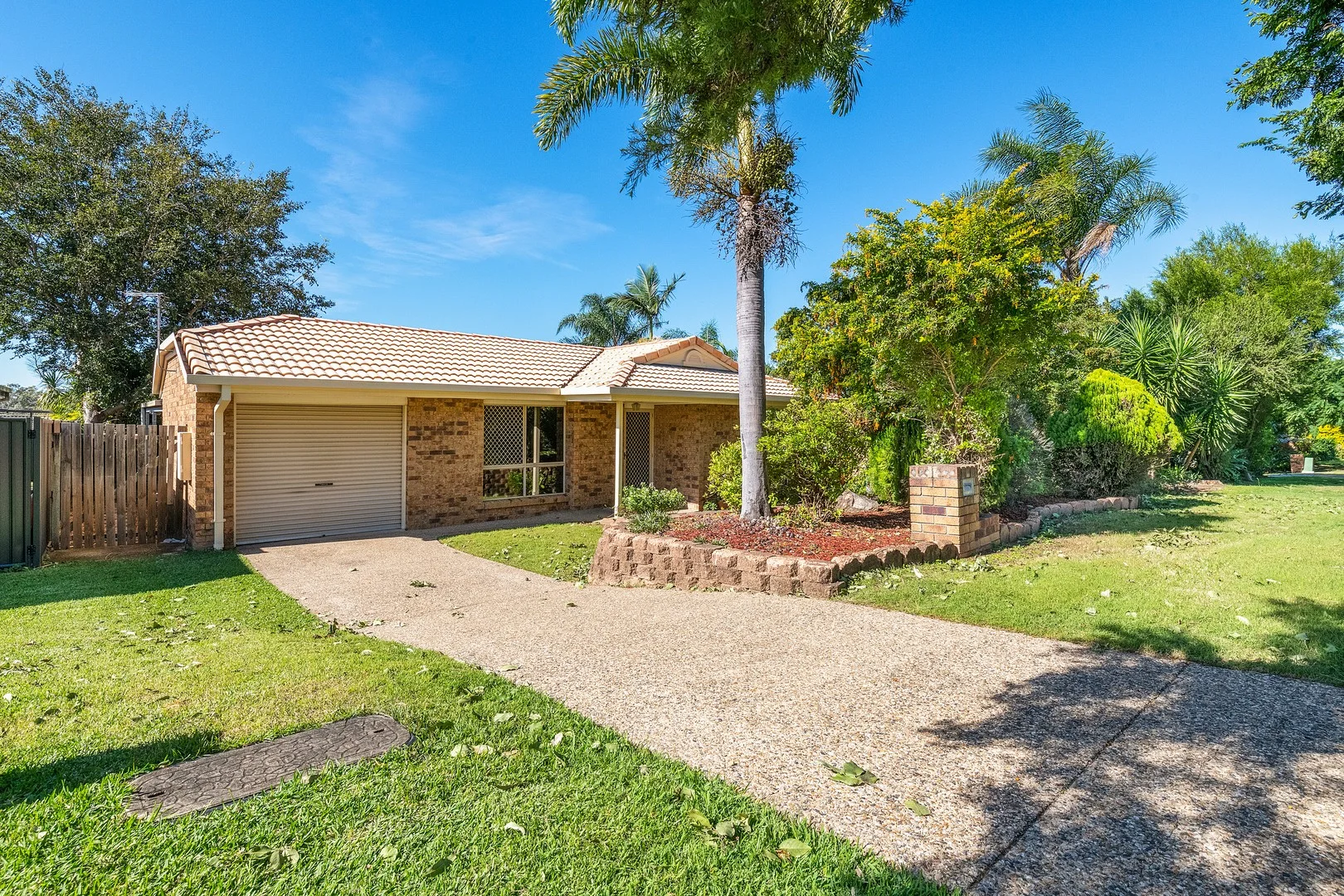 220 Wildey Street, Flinders View QLD 4305