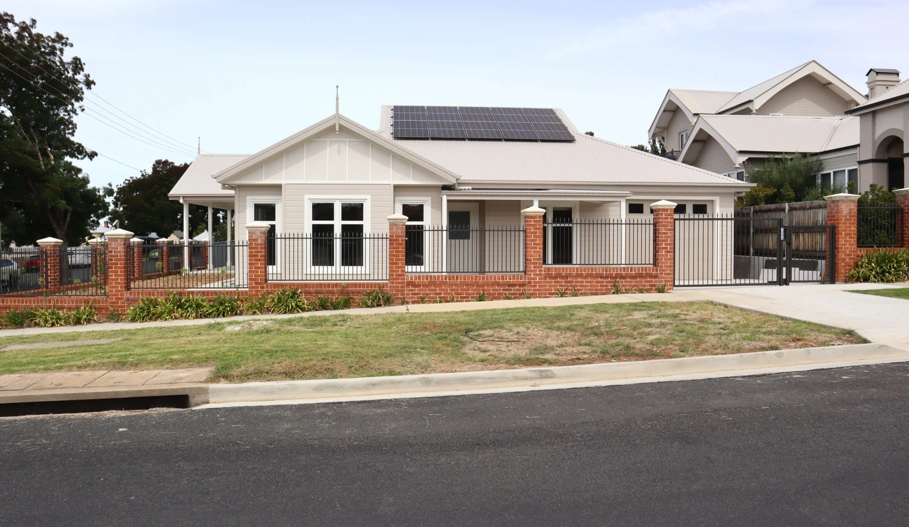 134 Peel Street, Bathurst NSW 2795