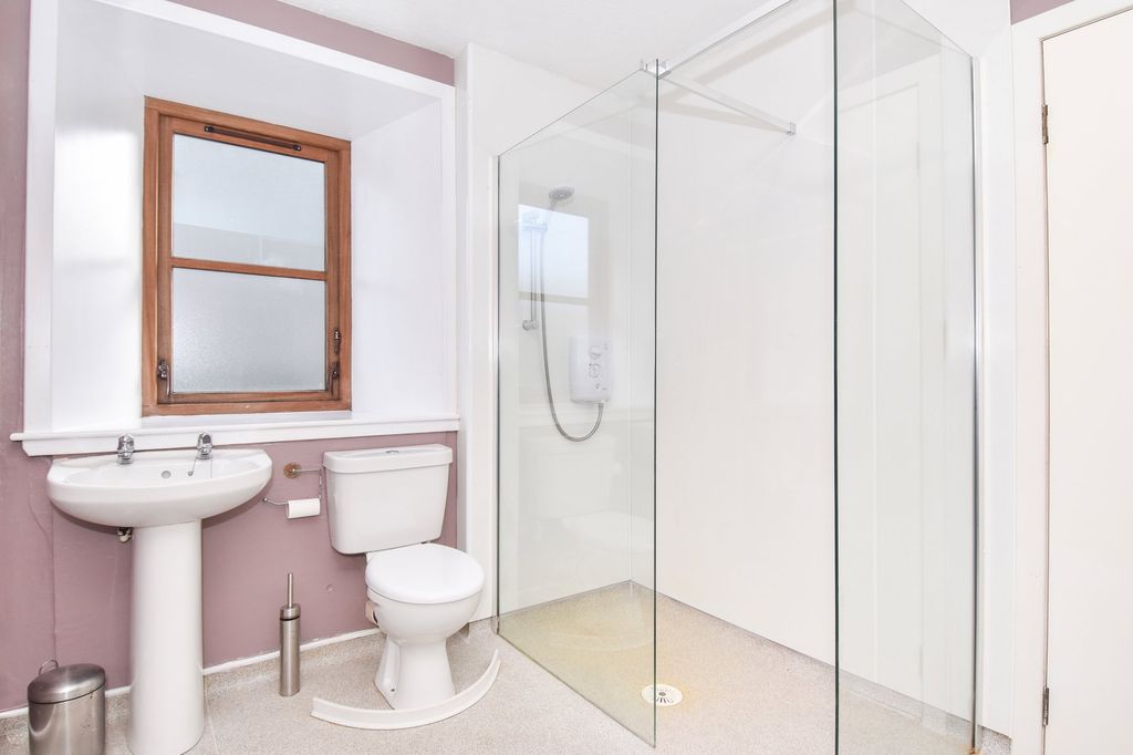 Additional image 18 of 1 bed flat for saleChromate Lane, Lerwick, Shetland ZE1