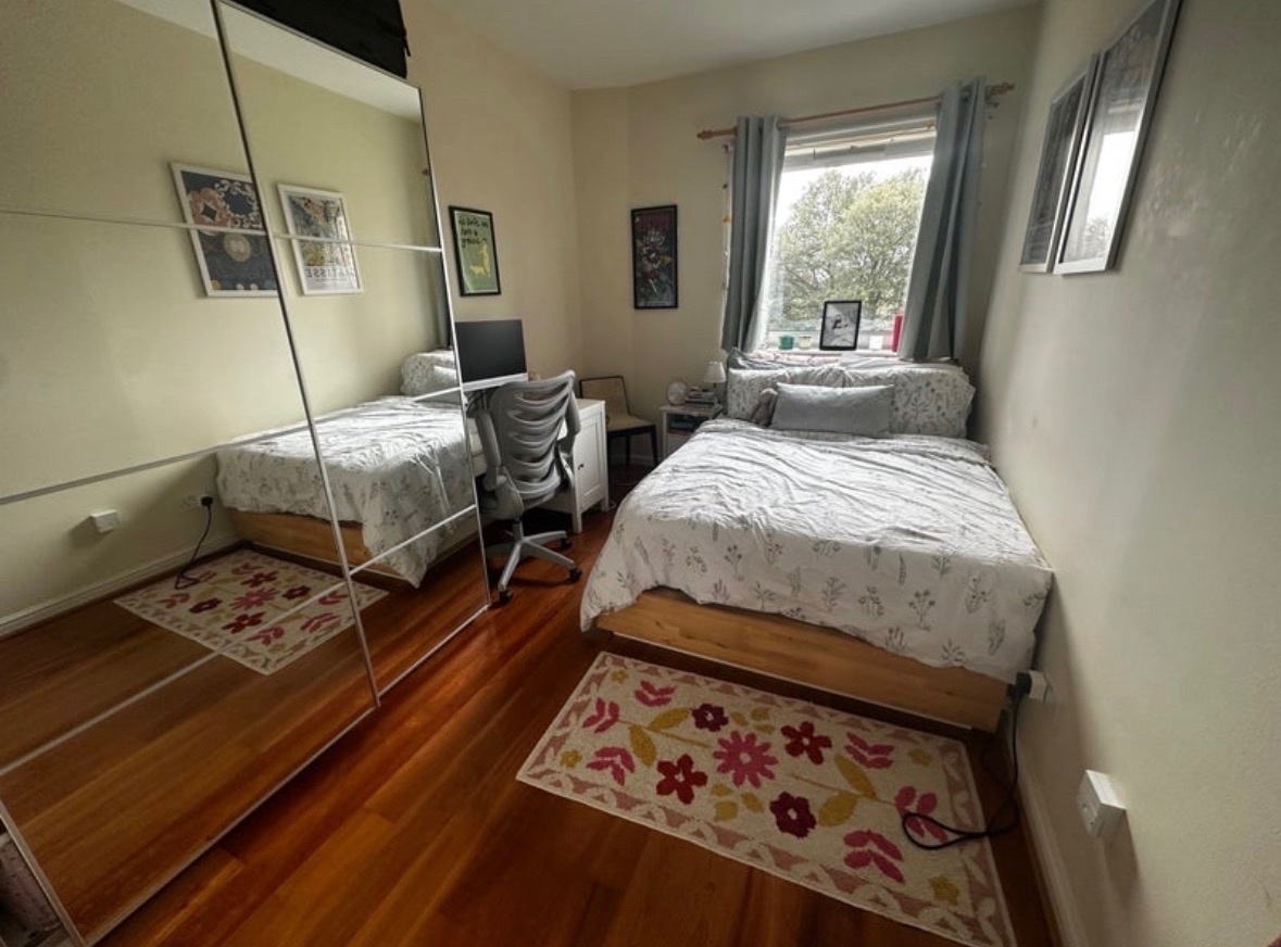 2 Bed Flat, Lock Keepers Heights, SE16, N1 7GU photo 3