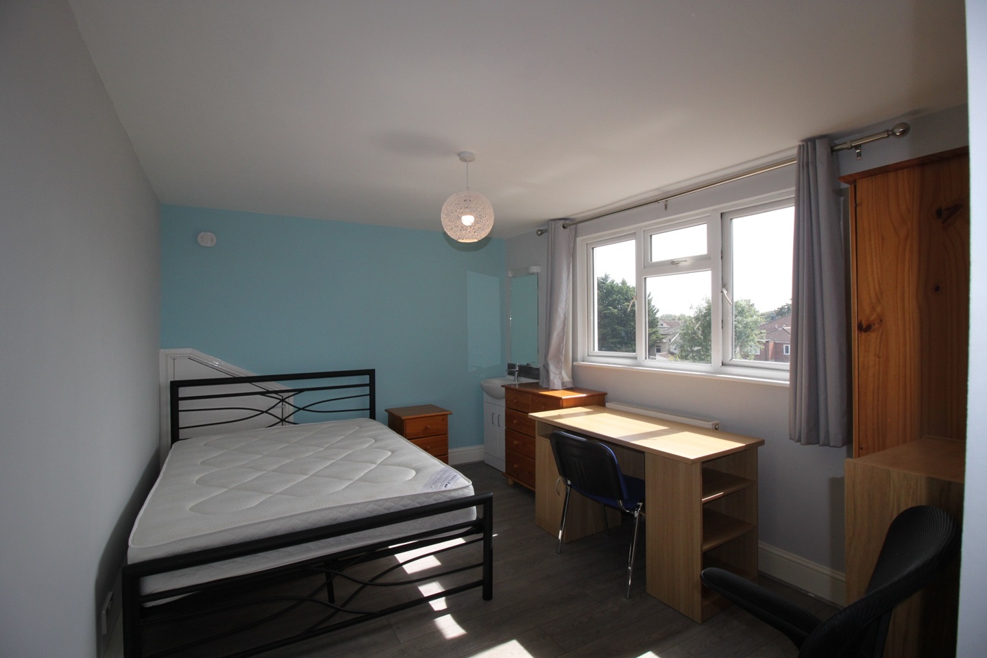Additional image 10 of 8 Bed Terraced House, Livingstone Road, SO14, N1 7GU