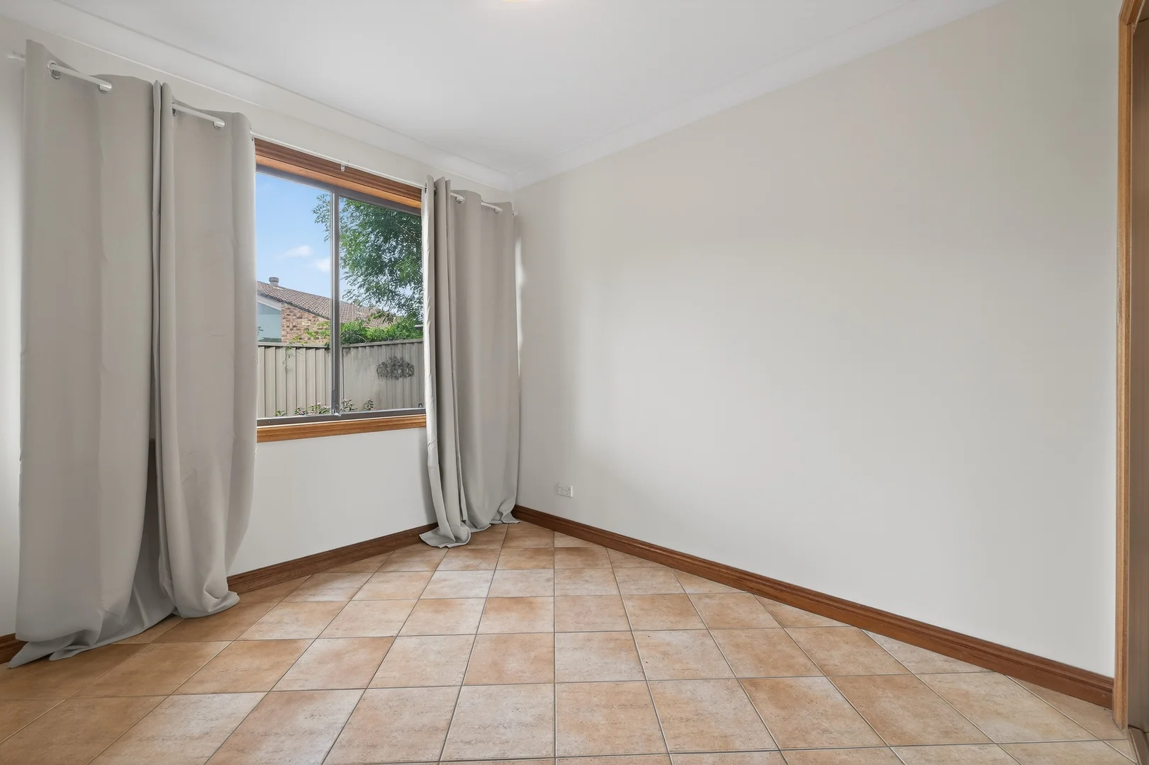 Additional image 3 of 47 Valley Road, Padstow Heights NSW 2211
