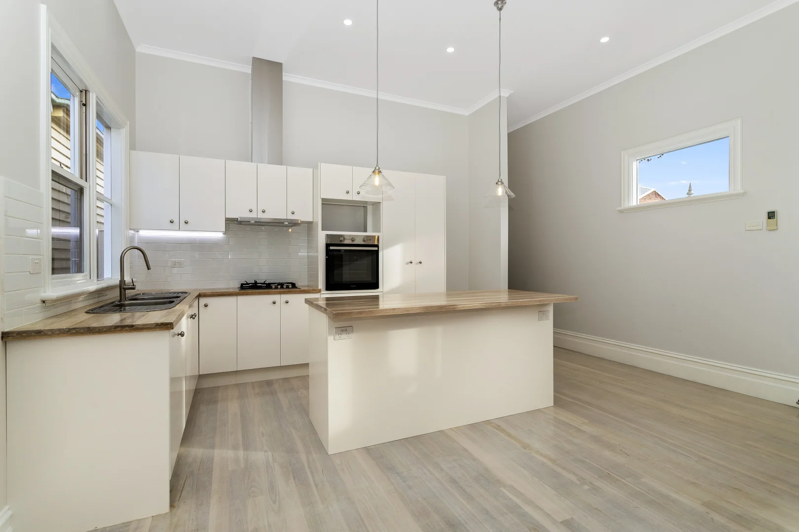 Additional image 3 of 1 Hamilton Street, Seddon VIC 3011