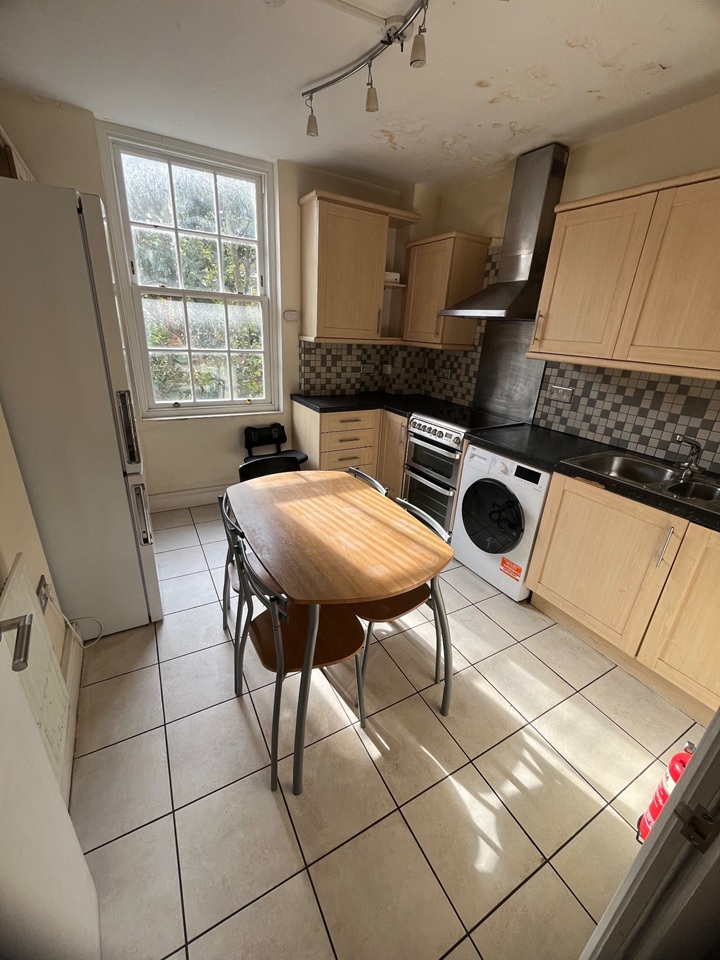Room in a Shared Flat, Laney House, EC1N, N1 7GU photo 2
