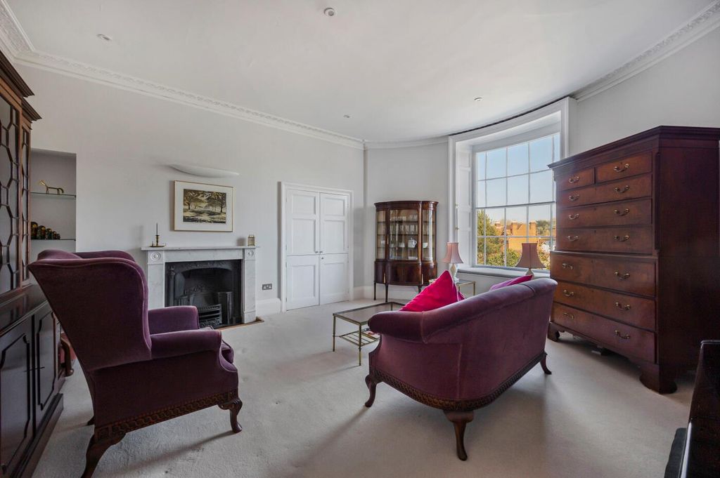 Additional image 3 of 4 bed flat for saleNorthfield End, Henley-On-Thames, Oxfordshire RG9
