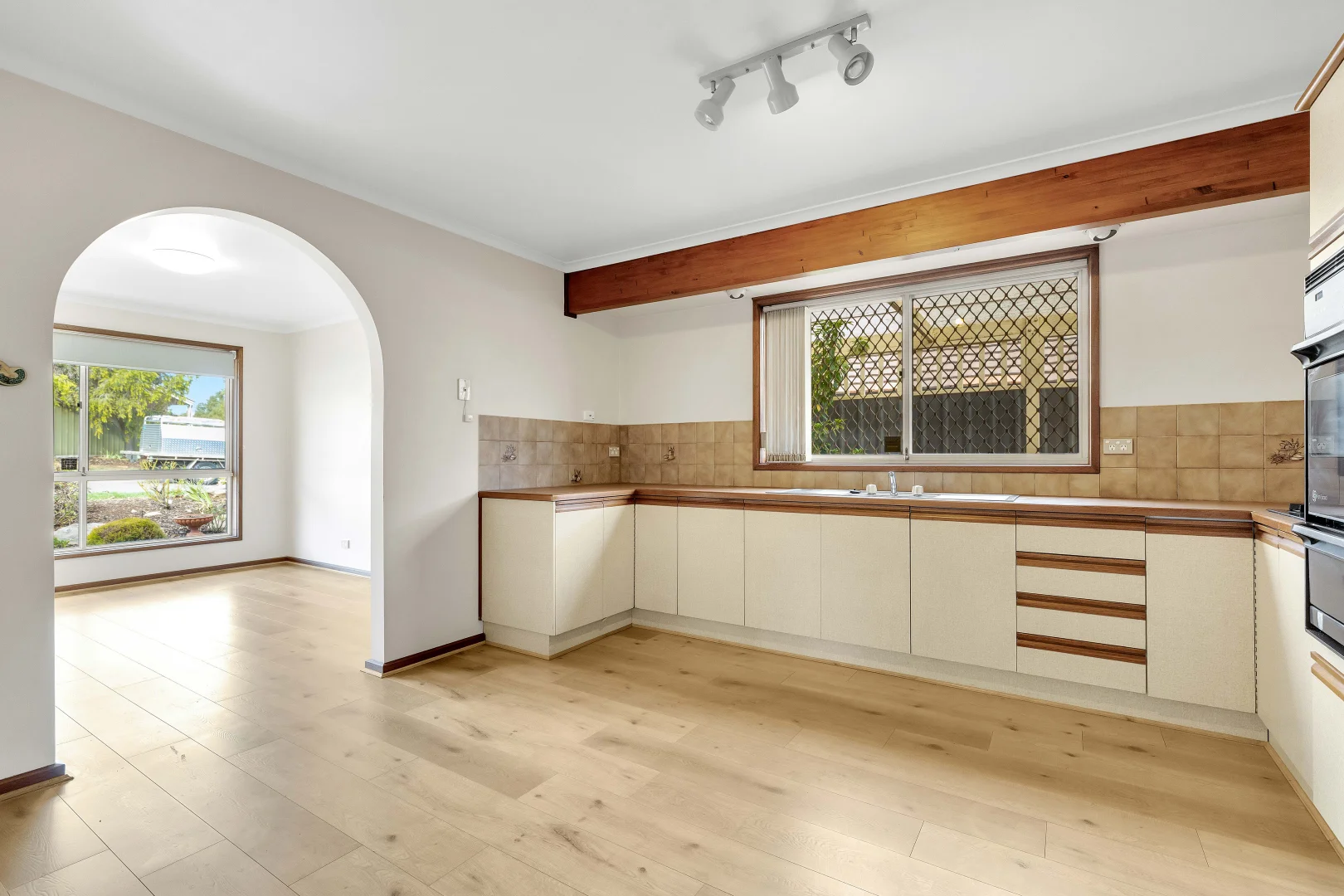 Additional image 3 of 24 De Pledge Court, Wynn Vale SA 5127