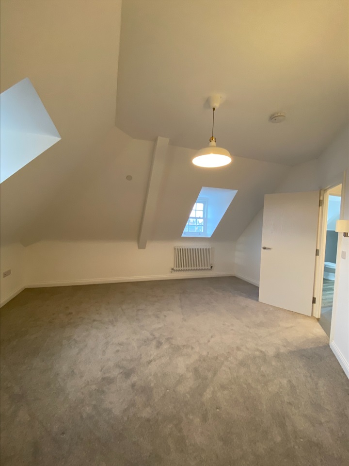 Additional image 6 of 2 Bed Penthouse, King's Crescent Apartments, DE1, N1 7GU