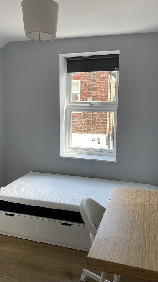 Room in a Shared House, Grange St, M6, N1 7GU photo 5