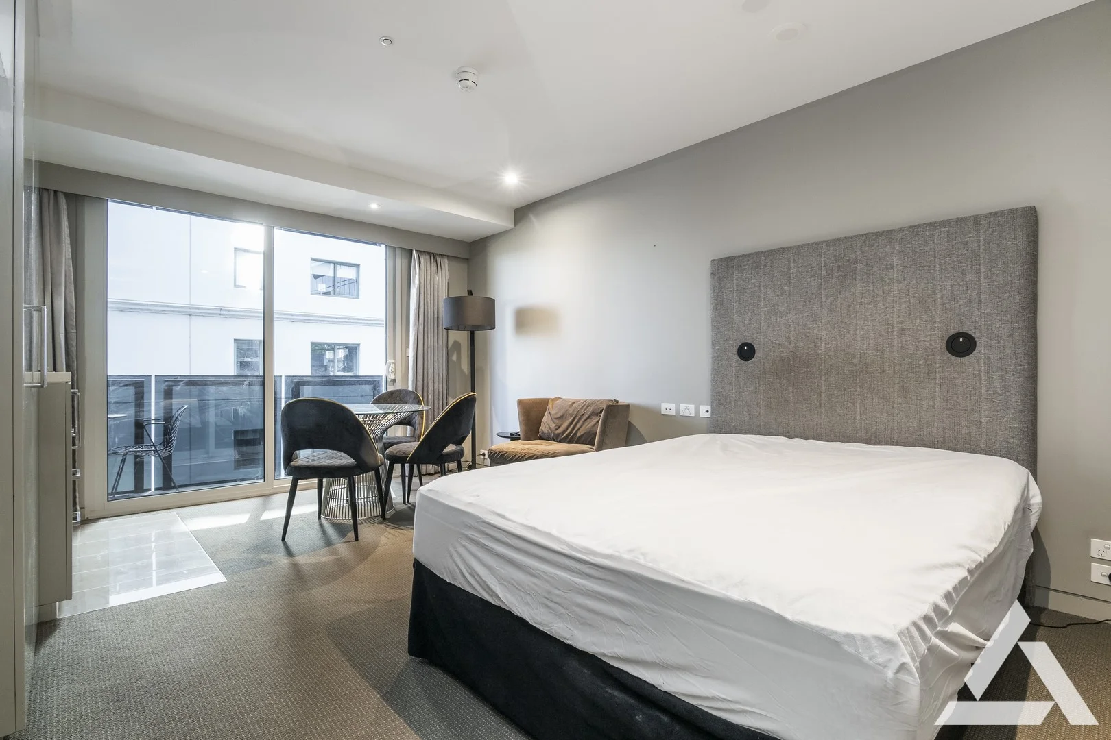 Additional image 3 of 313/452 St Kilda Road, Melbourne VIC 3004