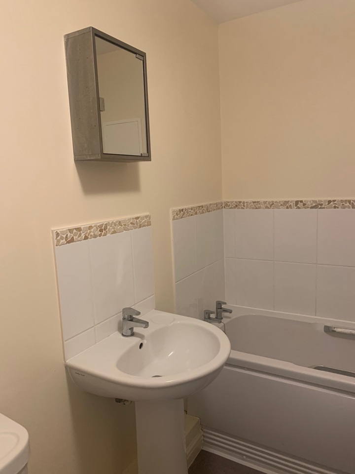 Additional image 6 of 2 Bed Flat, Hollybrook Lodge, SO16, N1 7GU