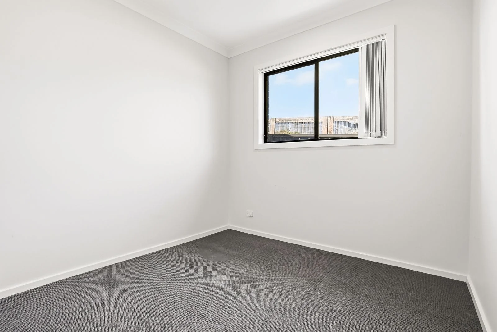 Additional image 6 of 6a Pyramus Place, St Clair NSW 2759