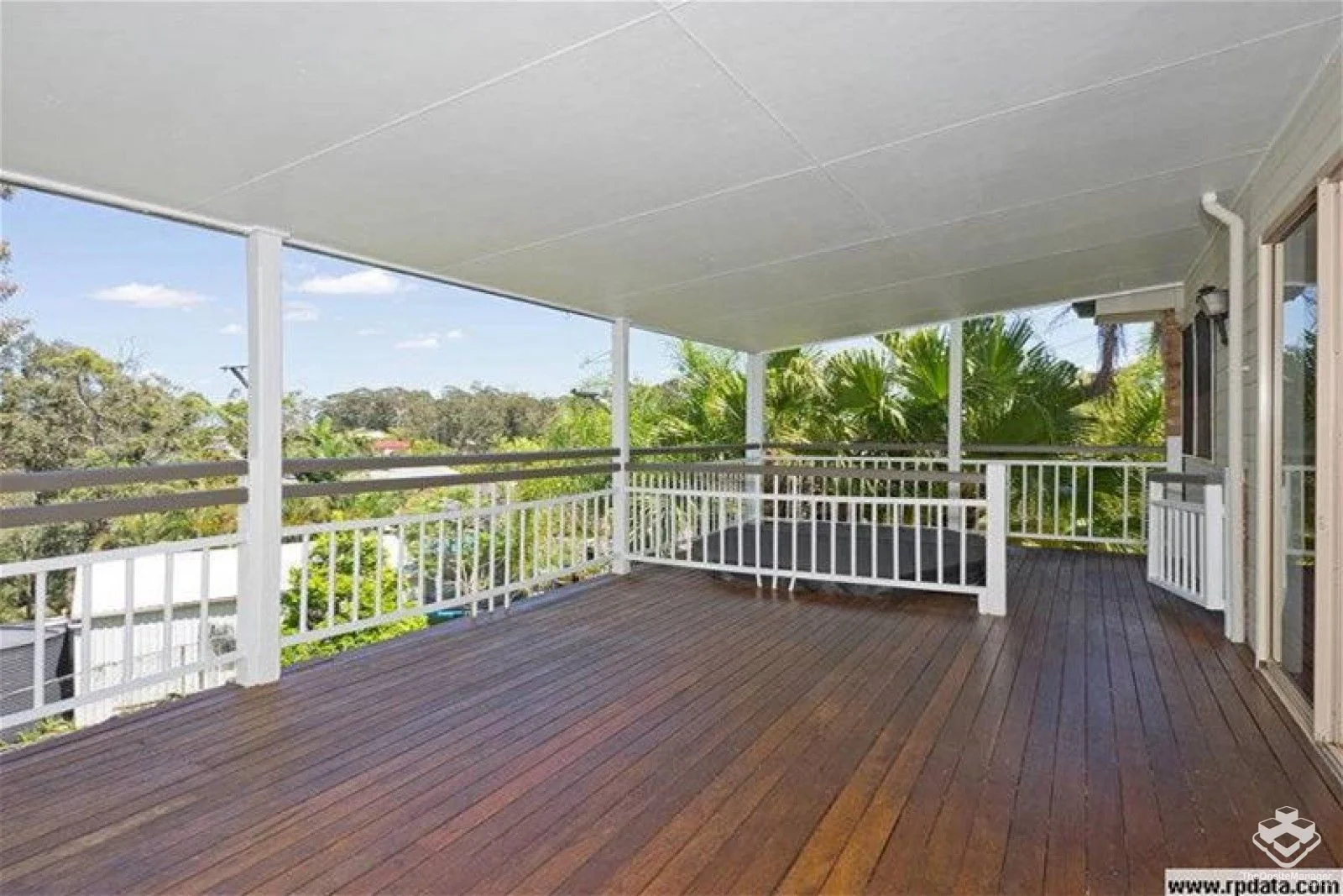 5 Bayview Drive, Tanah Merah QLD 4128 photo 2