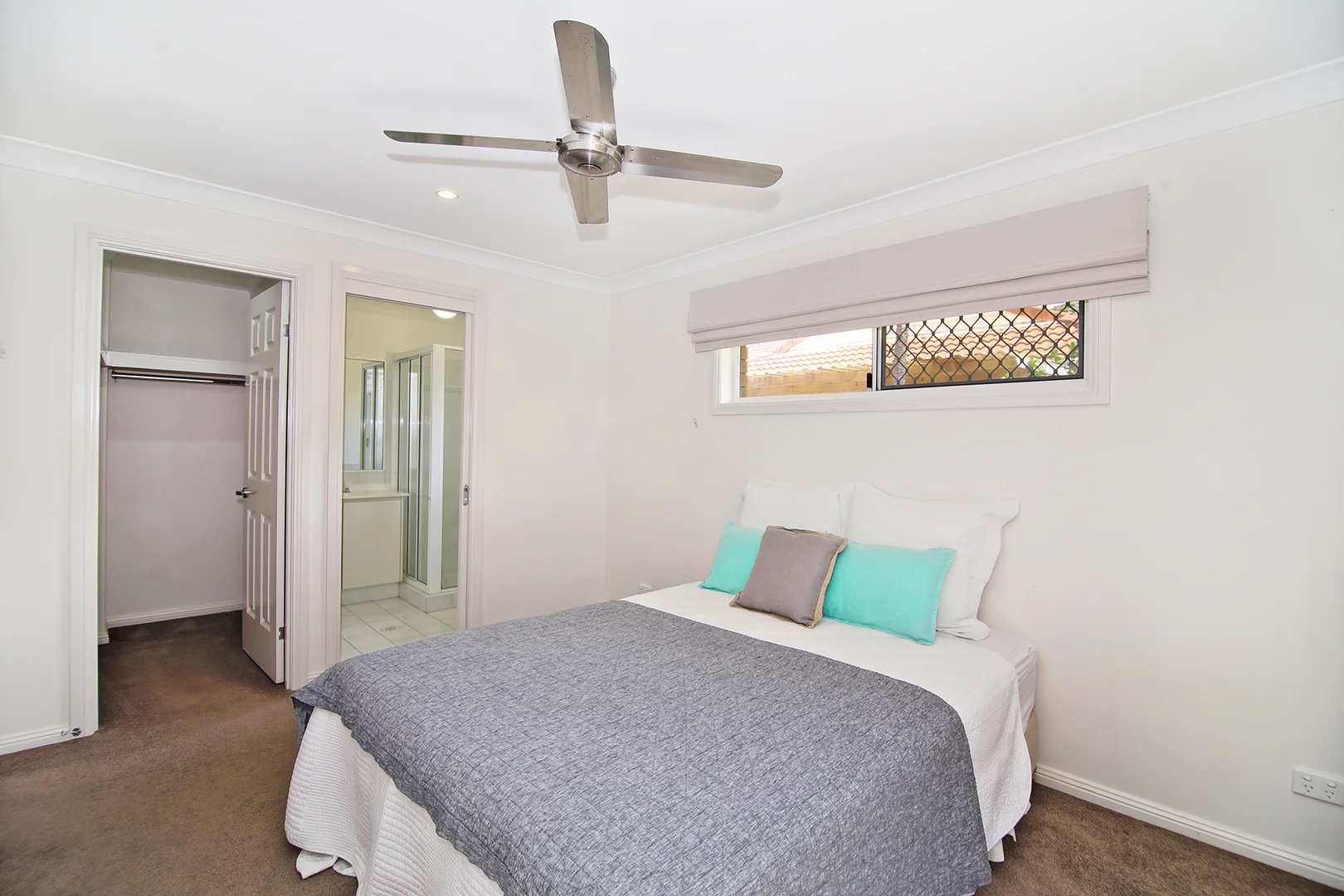 Additional image 4 of 2/107 Rio Vista Bvd, Broadbeach Waters QLD 4218