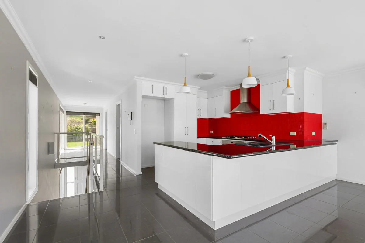 Additional image 8 of 1/122 Golf Links Road, Lakes Entrance VIC 3909