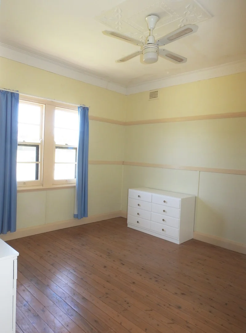 Additional image 5 of 49 Binalong Street, Young NSW 2594